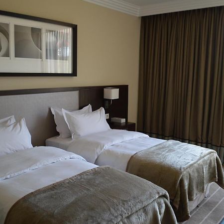 Hotel Pullman Lubumbashi Grand Karavia. Zewnętrze zdjęcie