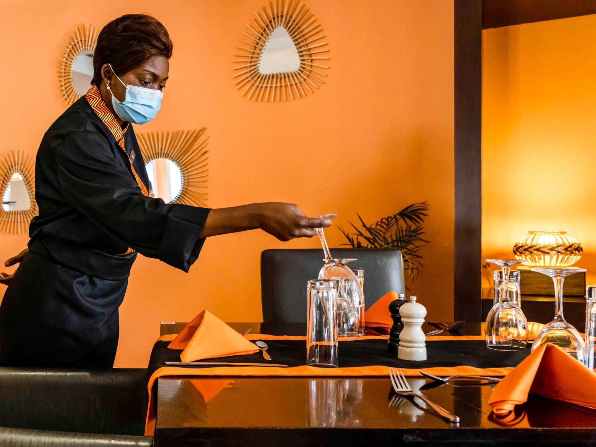 Hotel Pullman Lubumbashi Grand Karavia. Zewnętrze zdjęcie